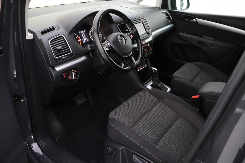 Volkswagen Sharan 1.4 TSI DSG 7P Comfortline NAVIGATIE | CLI uit 2020, foto 16