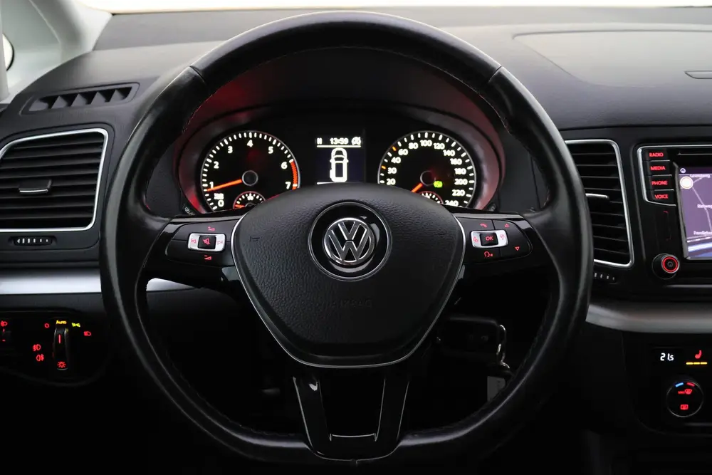 Volkswagen Sharan 1.4 TSI DSG 7P Comfortline NAVIGATIE | CLI uit 2020, foto 17