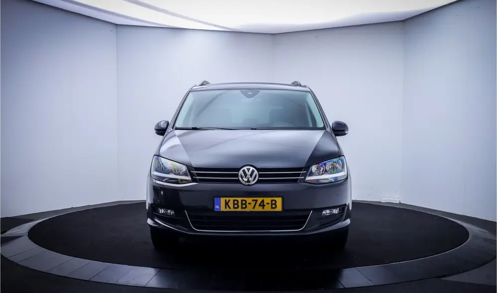 Volkswagen Sharan 1.4 TSI DSG 7P Comfortline NAVIGATIE | CLI uit 2020, foto 2