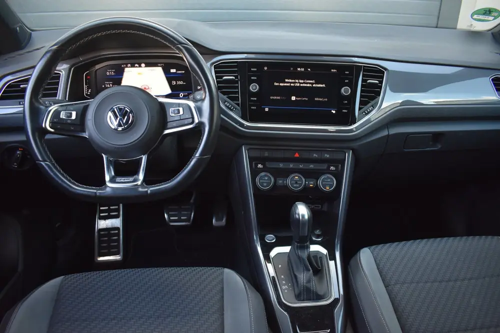 Volkswagen T-Roc 1.5 TSI R-LINE | PANO | TREKHAAK | CAMERA | uit 2019, foto 6