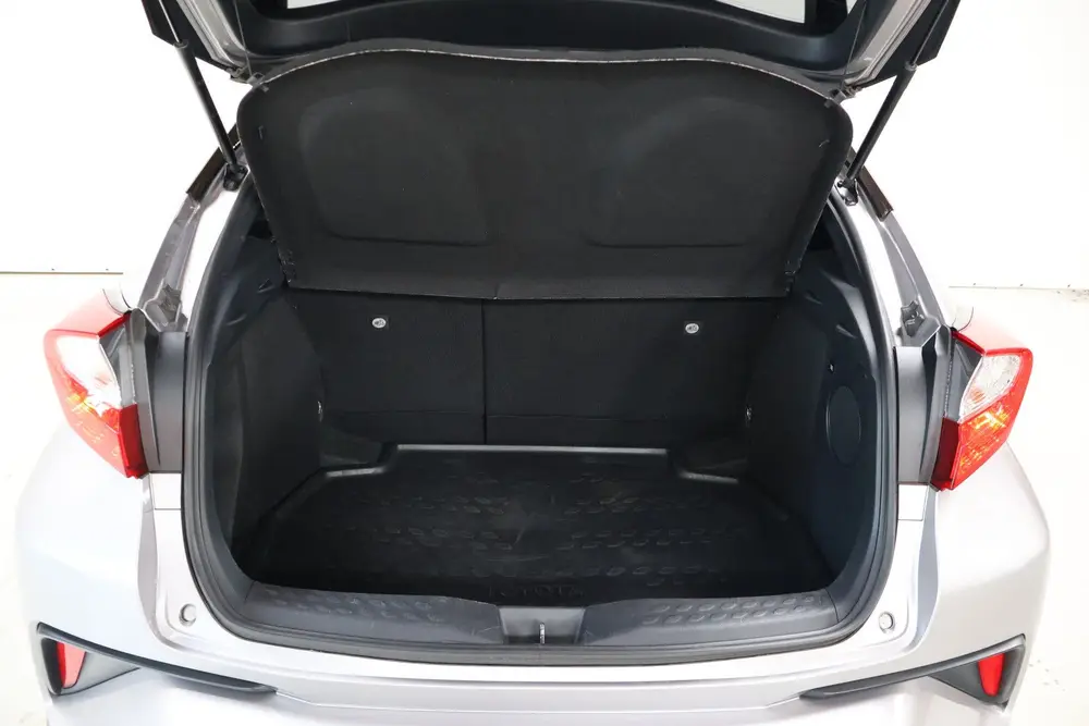 Toyota C-Hr 1.8 Hybrid Dynamic Sport | Trekhaak | JBL | Crui uit 2019, foto 11