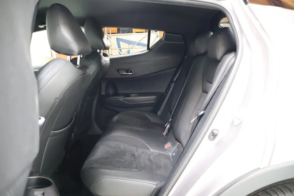 Toyota C-Hr 1.8 Hybrid Dynamic Sport | Trekhaak | JBL | Crui uit 2019, foto 16