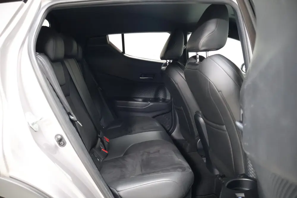 Toyota C-Hr 1.8 Hybrid Dynamic Sport | Trekhaak | JBL | Crui uit 2019, foto 4