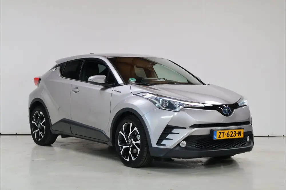 Toyota C-Hr 1.8 Hybrid Dynamic Sport | Trekhaak | JBL | Crui uit 2019, foto 5