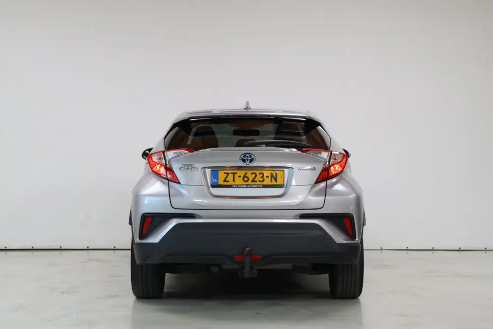 Toyota C-Hr 1.8 Hybrid Dynamic Sport | Trekhaak | JBL | Crui uit 2019, foto 8