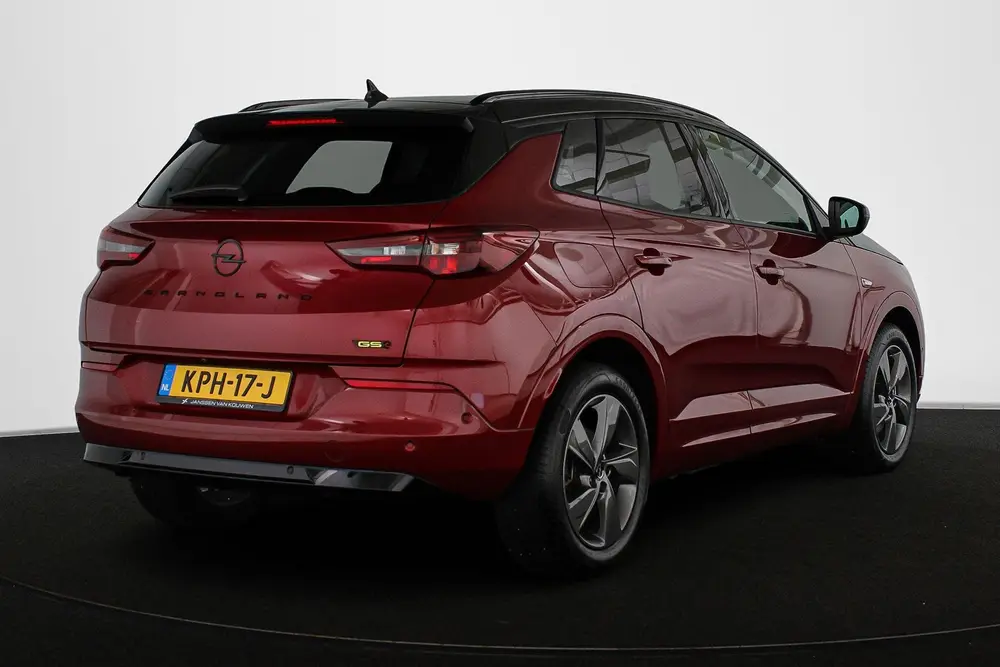 Opel Grandland 1.6 Turbo Plug-In Hybrid 4x4 GSE 300PK Stu uit 2023, foto 3