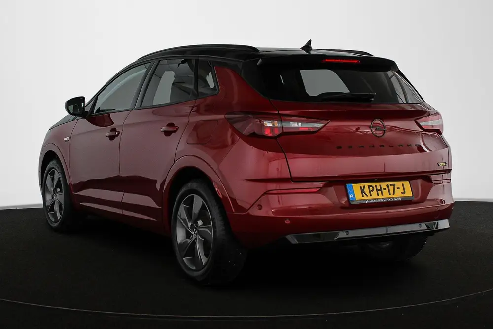 Opel Grandland 1.6 Turbo Plug-In Hybrid 4x4 GSE 300PK Stu uit 2023, foto 4