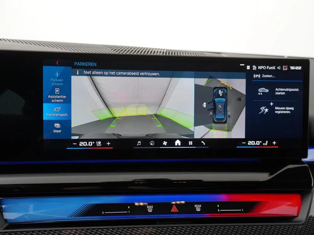 BMW M5 Sedan uit 2025, foto 15