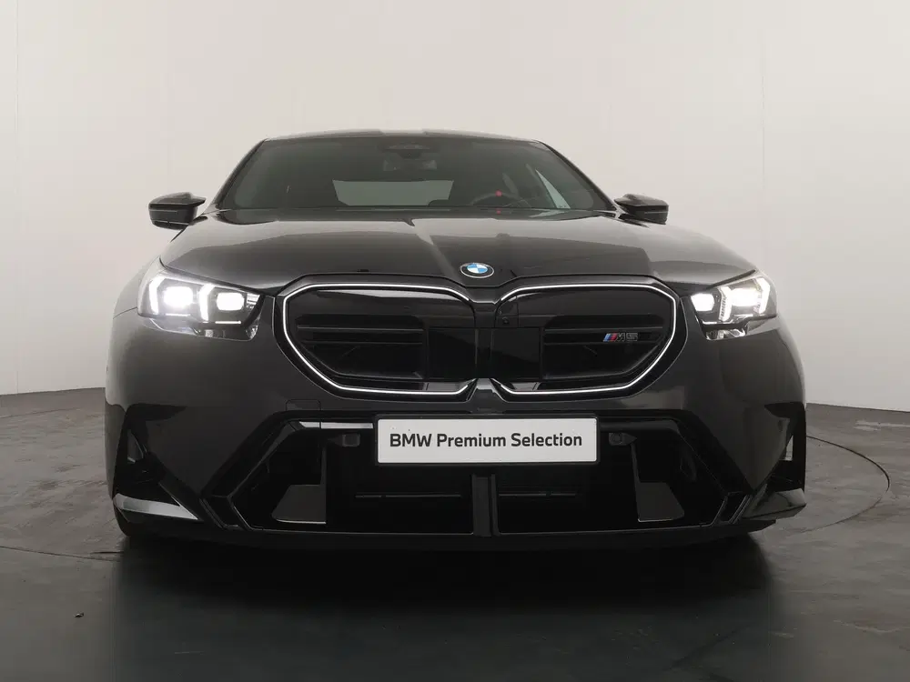 BMW M5 Sedan uit 2025, foto 5