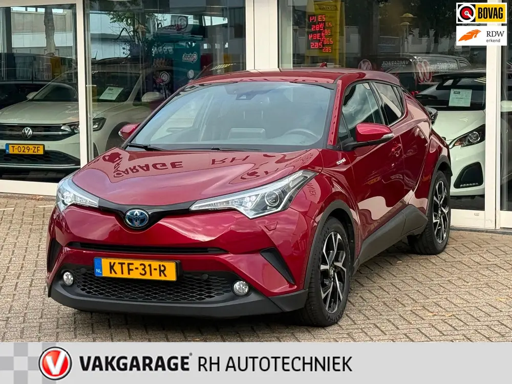 Toyota C-Hr 1.8 Hybrid Dynamic uit 2019