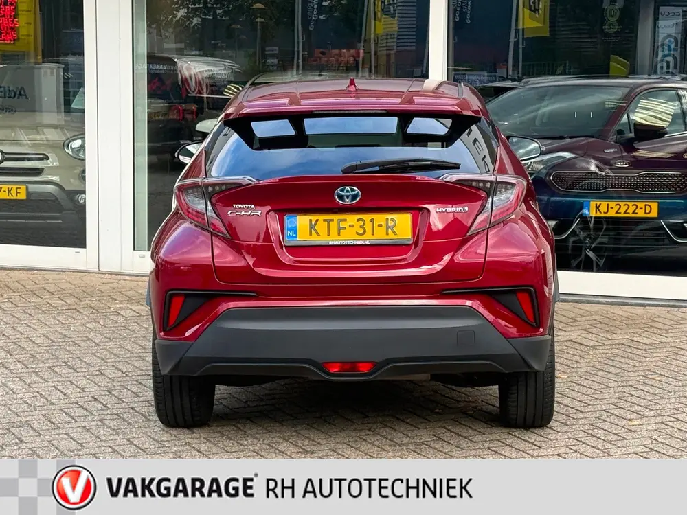 Toyota C-Hr 1.8 Hybrid Dynamic uit 2019, foto 6