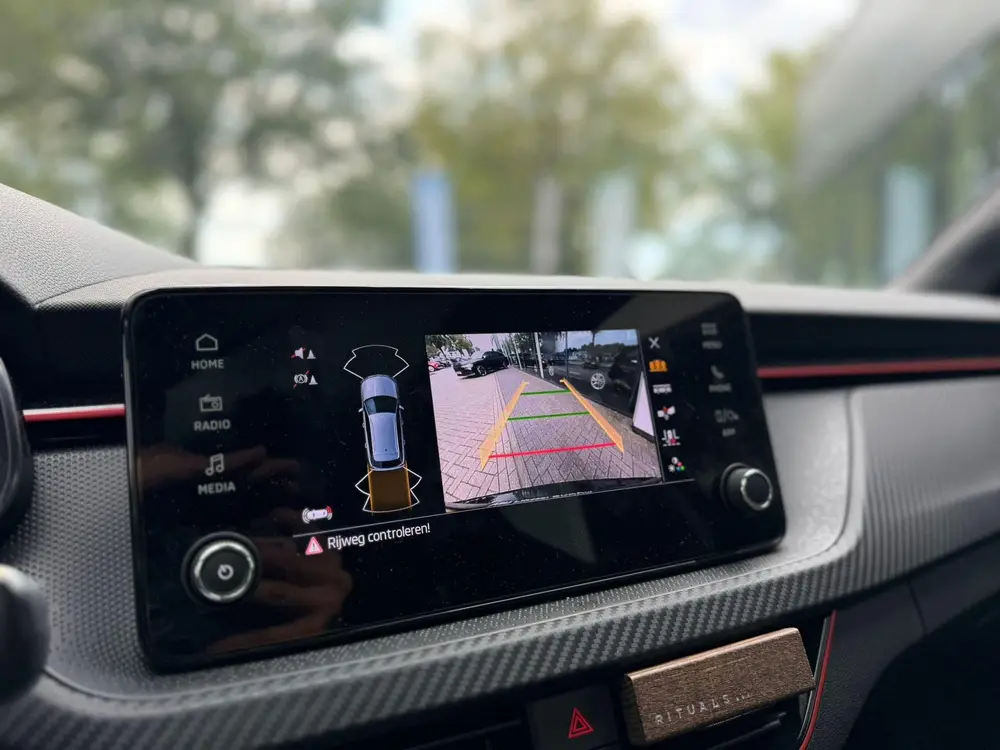 Skoda Kamiq 1.0 TSI Monte Carlo uit 2026, foto 8