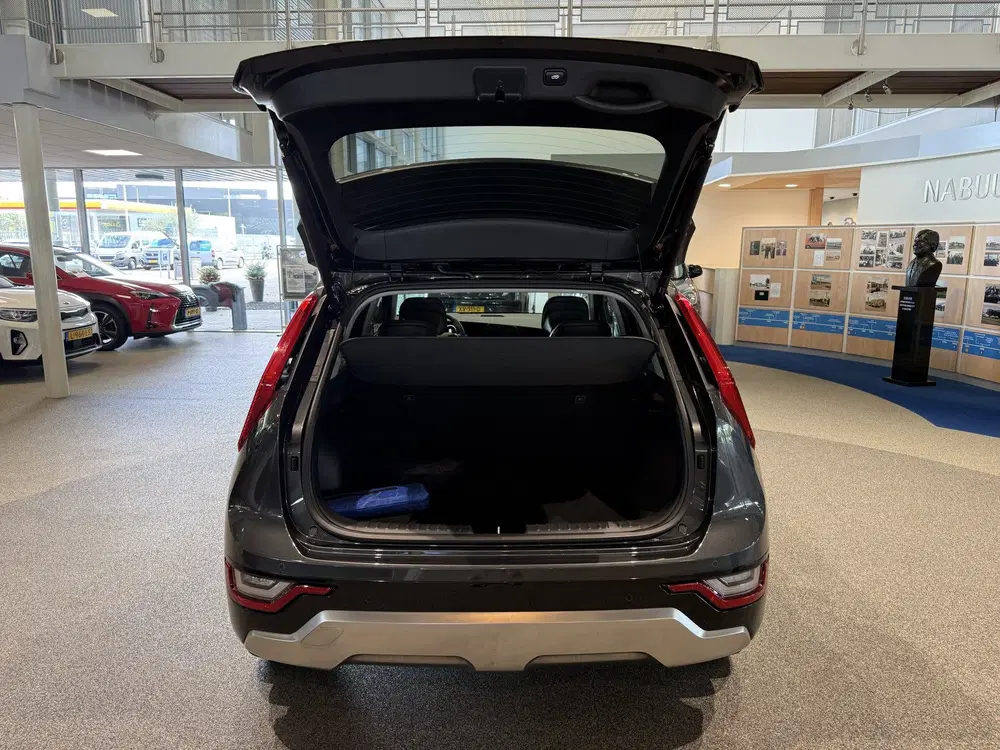 Kia Niro 1.6 GDi PHEV Launch Edition uit 2022, foto 8