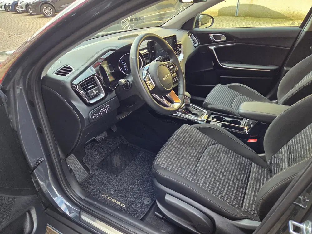 Kia XCeed 1.6 GDi PHEV Dynamic Line uit 2024, foto 14