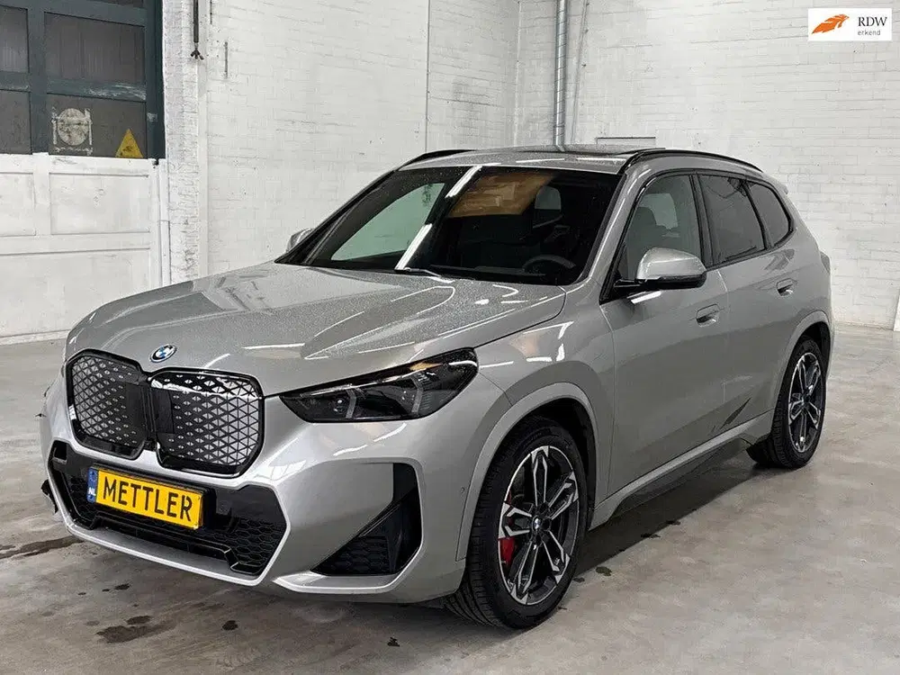 BMW iX1 EDrive20 67 kWh M Sport Edition uit 2026
