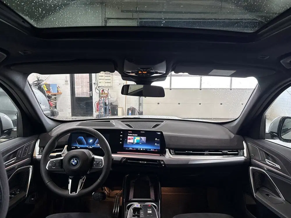 BMW iX1 EDrive20 67 kWh M Sport Edition uit 2026, foto 16
