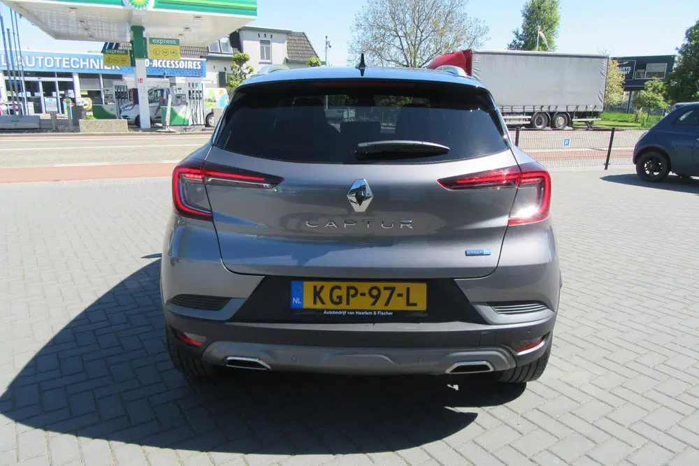 Renault Captur 1.6 E-Tech Plug-in Hybrid 160 R.S. Line uit 2022, foto 7