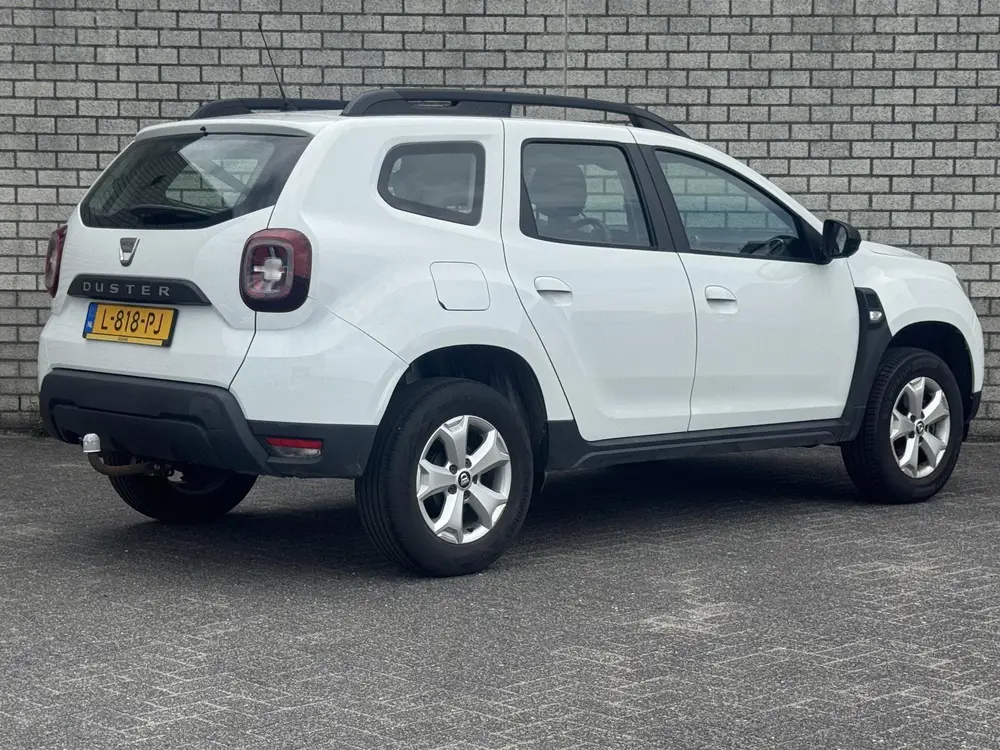 Dacia Duster 1.0 TCe Bi-Fuel Comfort | Trekhaak | Navigatie uit 2021, foto 2