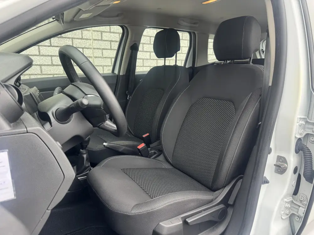 Dacia Duster 1.0 TCe Bi-Fuel Comfort | Trekhaak | Navigatie uit 2021, foto 7