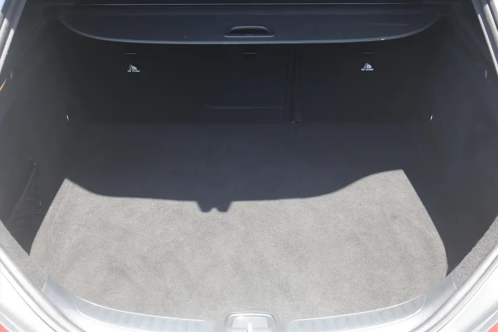 Mercedes-Benz CLA 180 AMG-LINE Magno Polarzilver uit 2019, foto 16