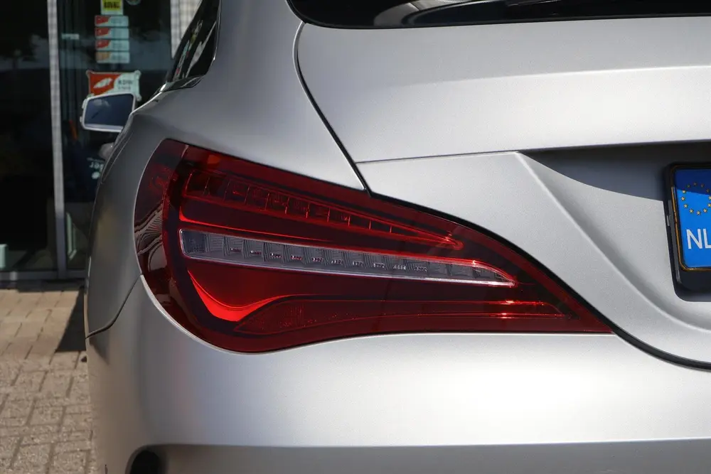Mercedes-Benz CLA 180 AMG-LINE Magno Polarzilver uit 2019, foto 17