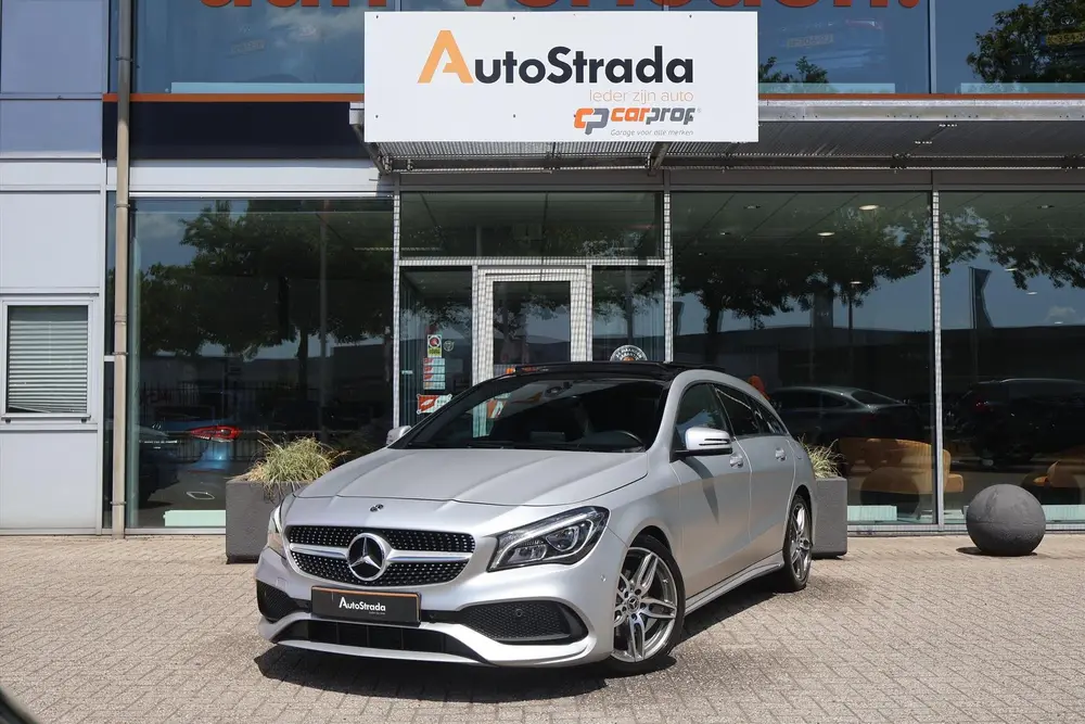 Mercedes-Benz CLA 180 AMG-LINE Magno Polarzilver uit 2019, foto 3