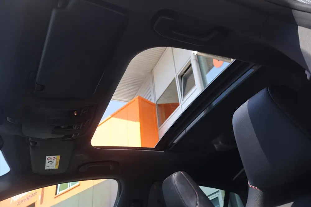 Mercedes-Benz CLA 180 AMG-LINE Magno Polarzilver uit 2019, foto 8