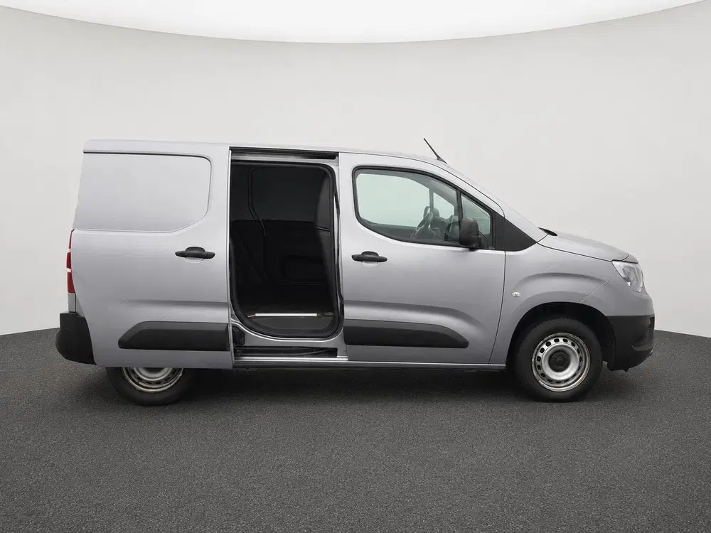 Opel Combo 1.5D L1H1 102 pk Edition Navigatie Apple C uit 2023, foto 5