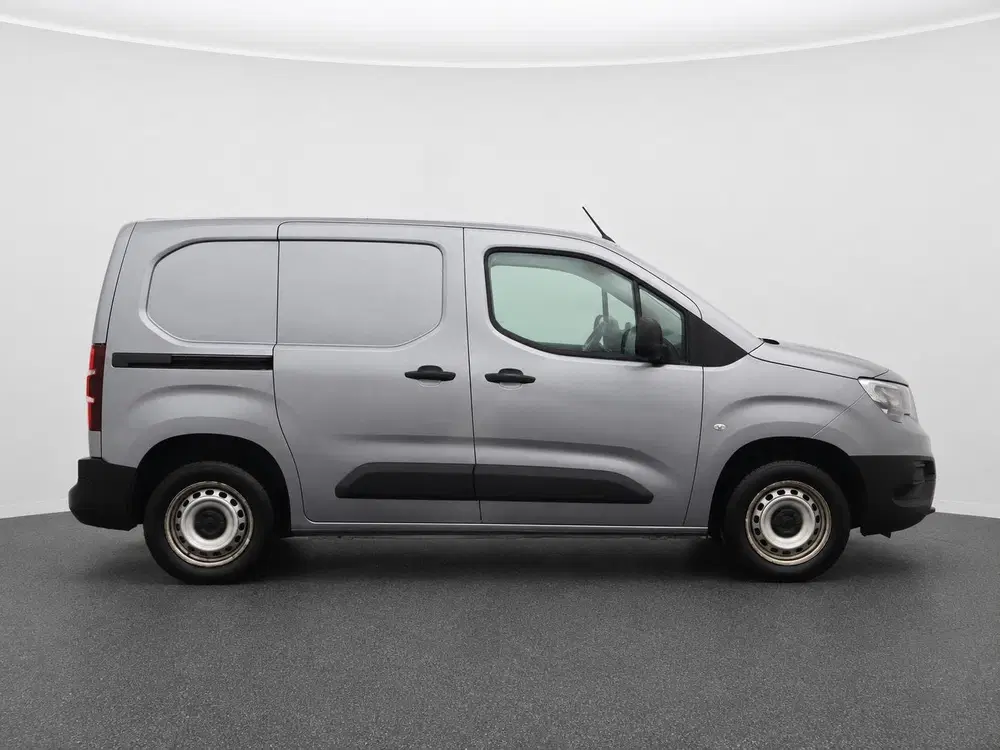 Opel Combo 1.5D L1H1 102 pk Edition Navigatie Apple C uit 2023, foto 6