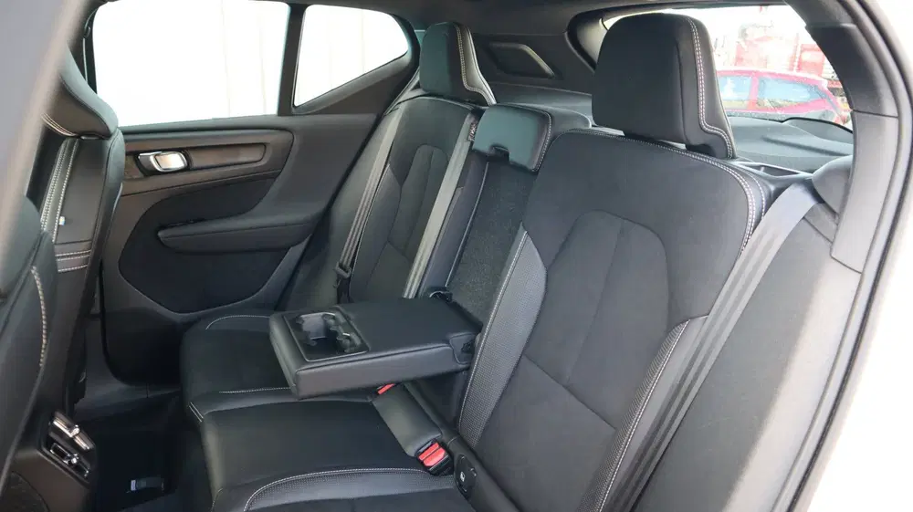 Volvo XC40 Recharge P8 AWD R-Design SOH 96% Trekhaak uit 2021, foto 13