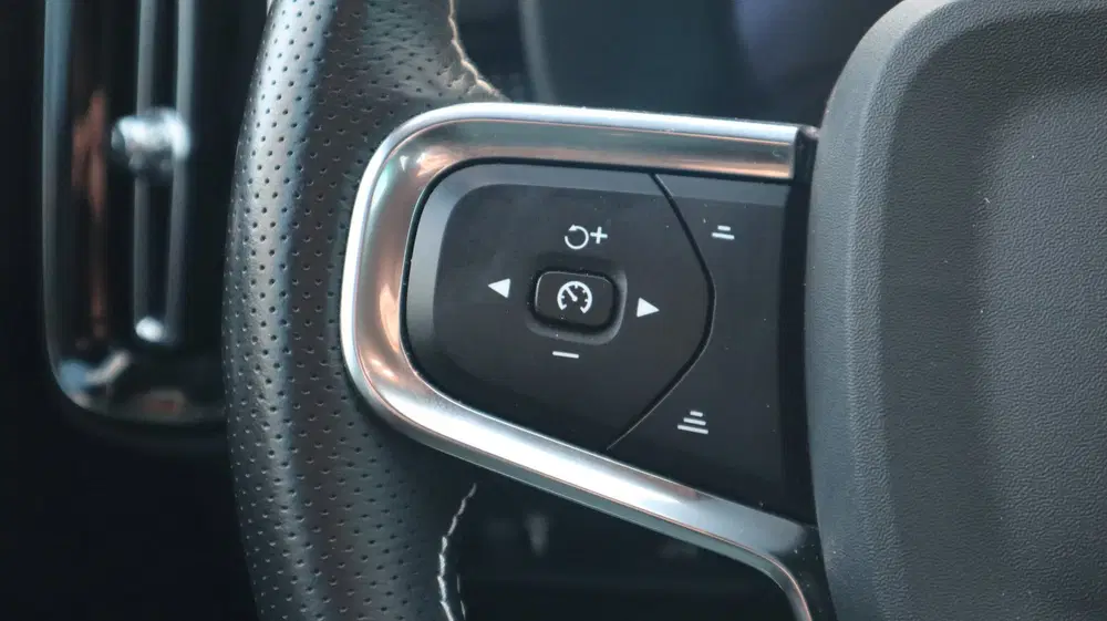 Volvo XC40 Recharge P8 AWD R-Design SOH 96% Trekhaak uit 2021, foto 19