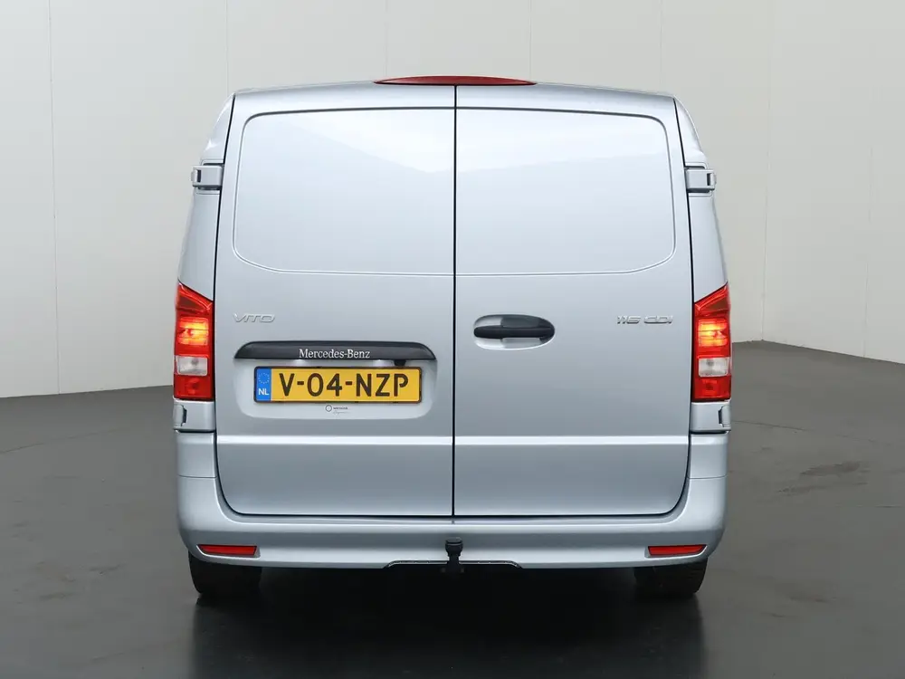 Mercedes-Benz Vito 116 CDI uit 2024, foto 4
