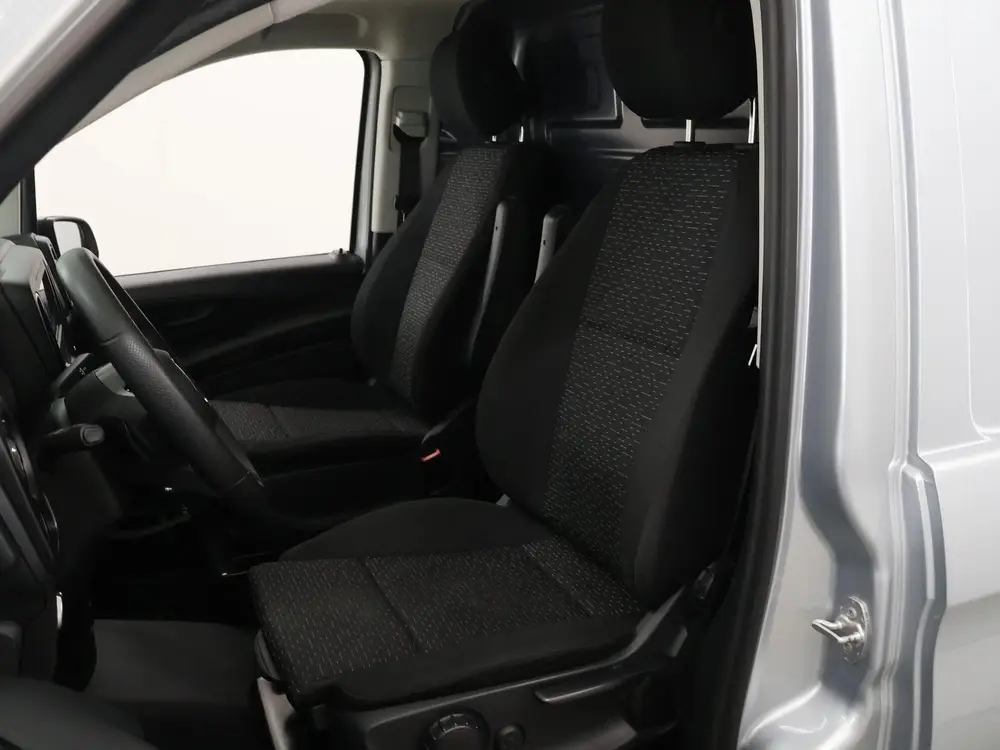 Mercedes-Benz Vito 116 CDI uit 2024, foto 8
