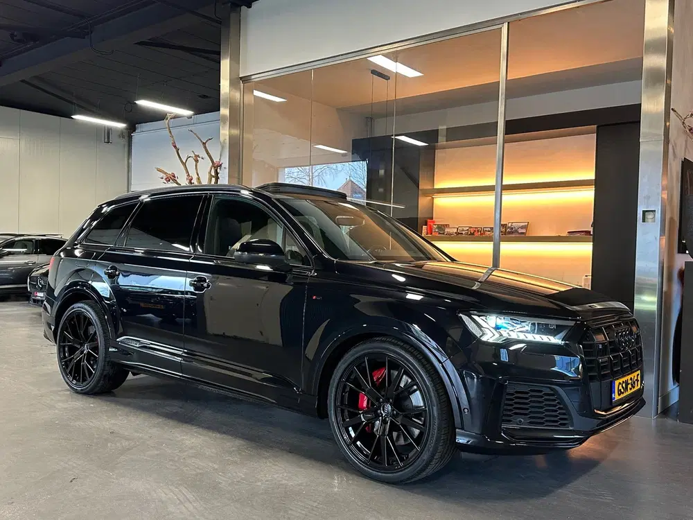 Audi Q7 60 462pk 3.0 V6 TFSI e quattro Competition uit 2020
