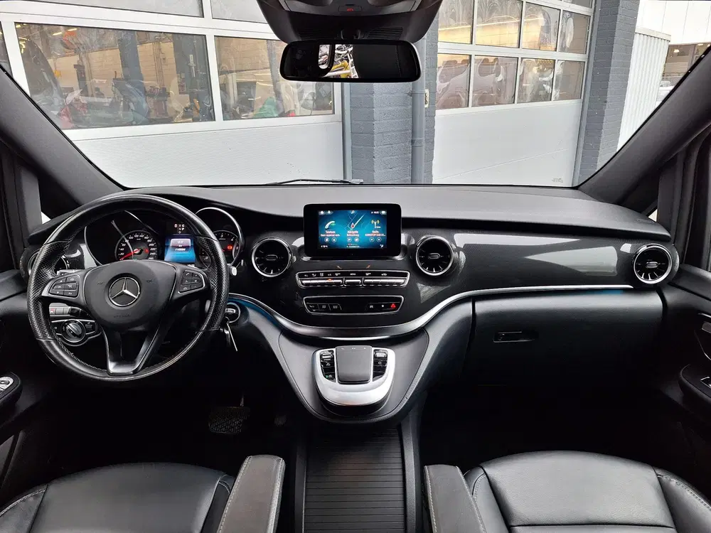 Mercedes-Benz V-Klasse 220d Lang DC uit 2020, foto 3