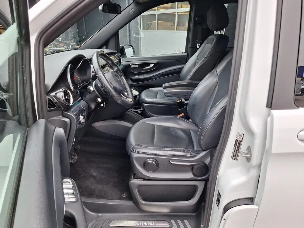 Mercedes-Benz V-Klasse 220d Lang DC uit 2020, foto 4