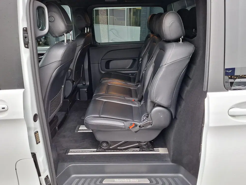 Mercedes-Benz V-Klasse 220d Lang DC uit 2020, foto 5