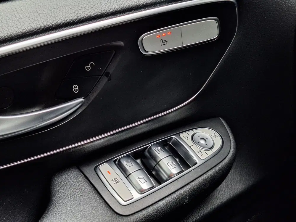Mercedes-Benz V-Klasse 220d Lang DC uit 2020, foto 9