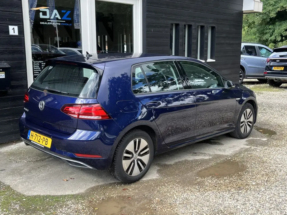 Volkswagen E-Golf E-DITION Aut/Ecc/Navi/Camera (bj 2020) uit 2020, foto 3
