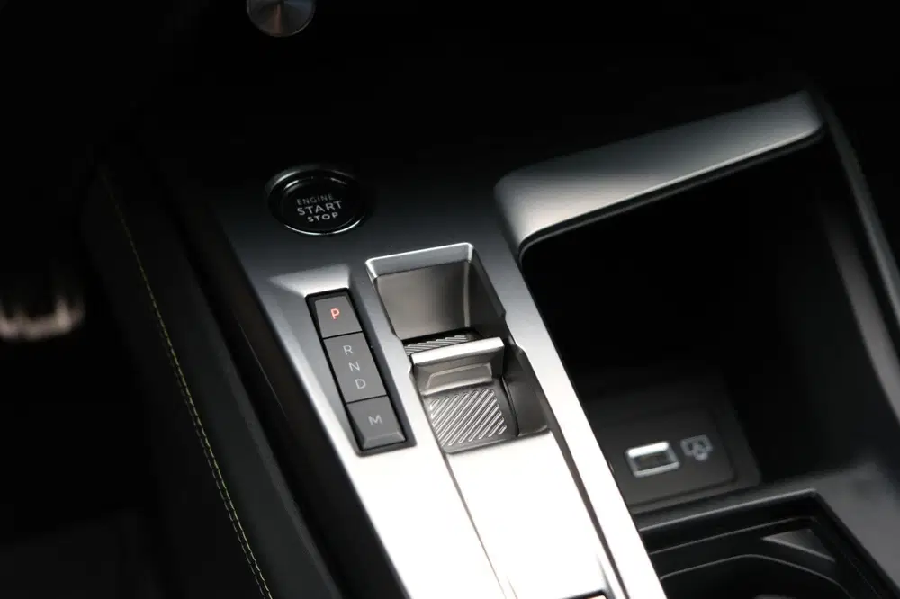 Peugeot 308 1.2 PureTech GT *Leder uit 2024, foto 20