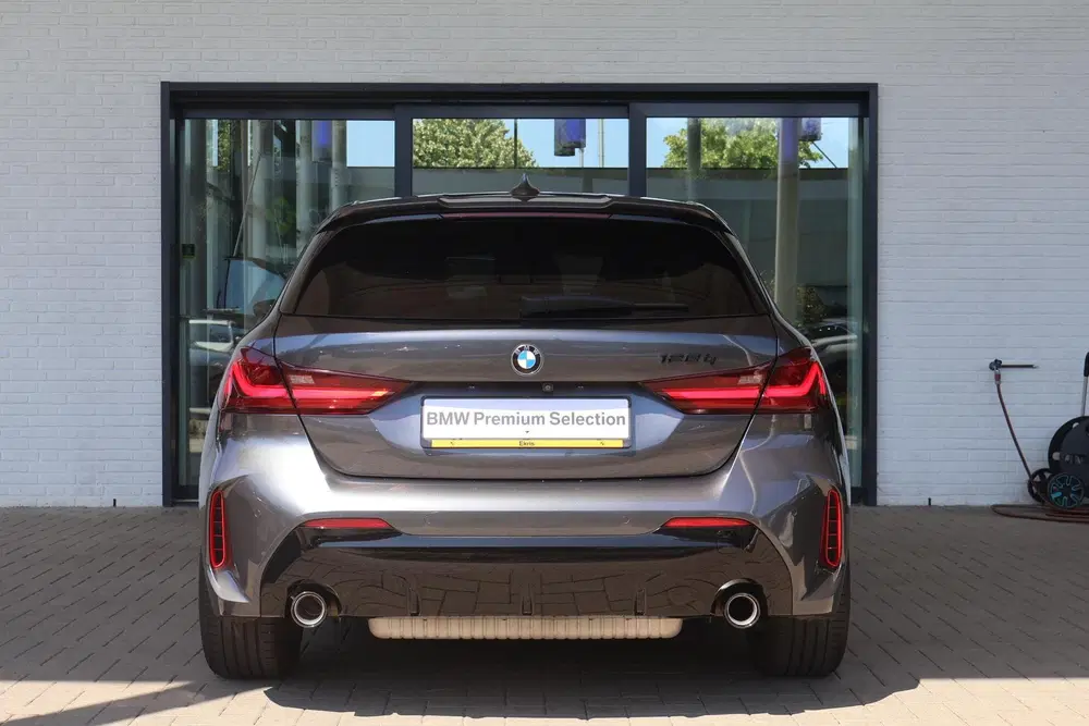 BMW 1-serie 128ti High Executive Edition uit 2021, foto 4