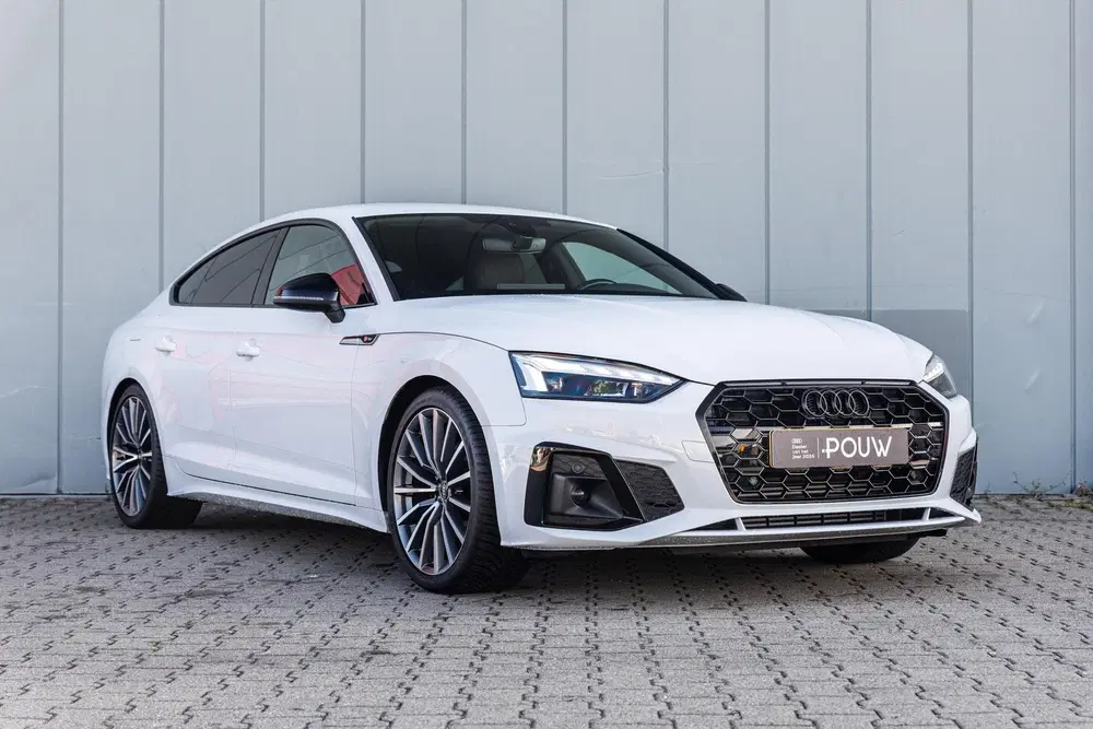 Audi A5 35 TFSI 150pk S edition Competition uit 2023, foto 10