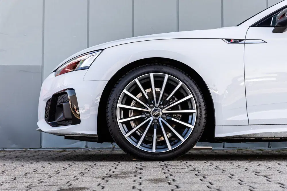 Audi A5 35 TFSI 150pk S edition Competition uit 2023, foto 15