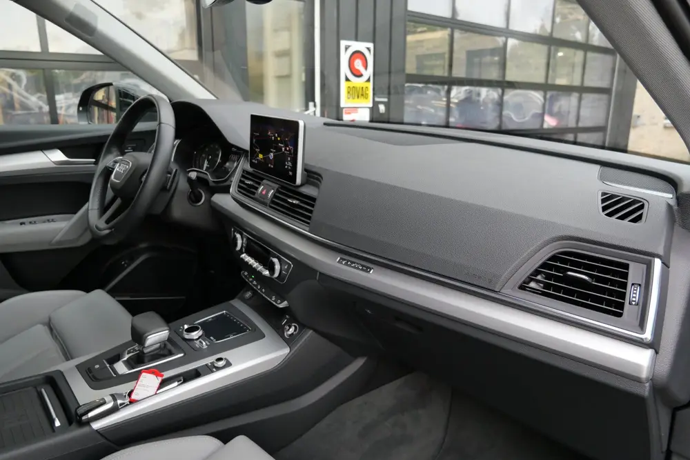 Audi Q5 55 TFSI e Quattro Competition uit 2020, foto 5