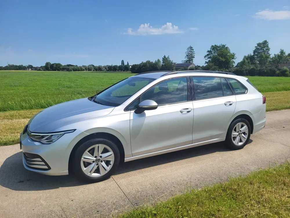 Volkswagen Golf Variant 1.5 TSI Life Business 75.860km 2022 uit 2022, foto 13