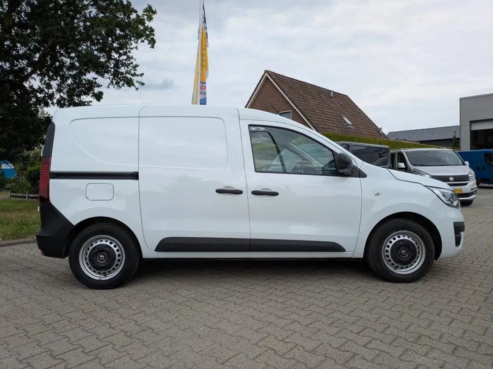 Renault Express 1.3 TCE 100 COMFORT I Benzine I Marge I Cr uit 2023, foto 4