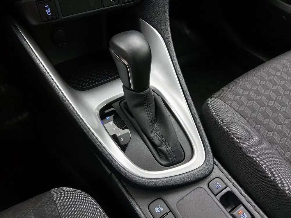 Toyota Yaris 1.5 Hybrid 115 Business Plus uit 2023, foto 15