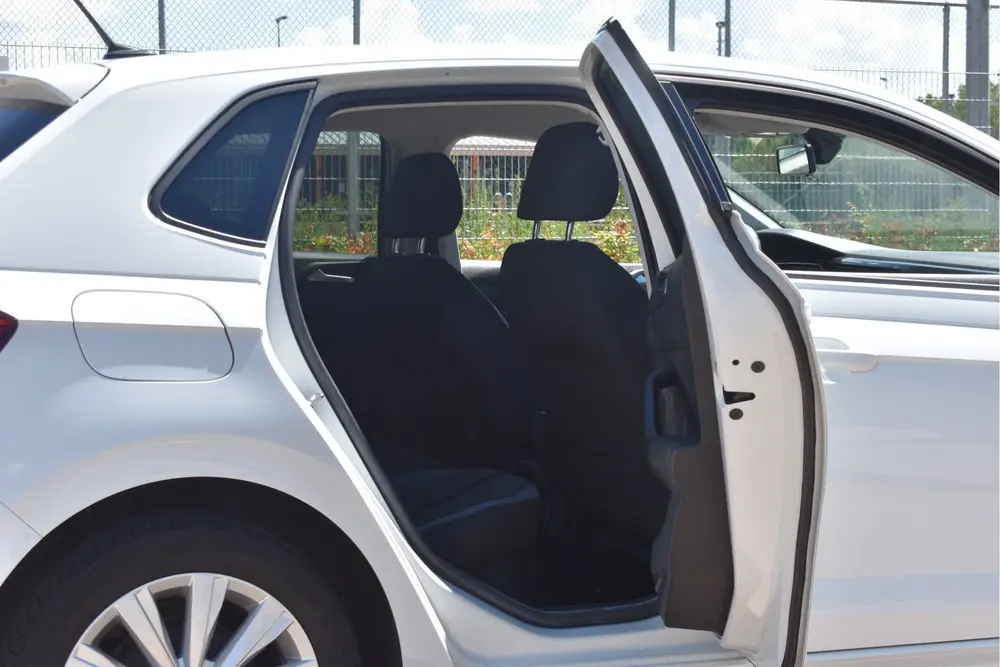Volkswagen Polo 1.0 TSI Highline Executive 96 pk | NL-Auto | uit 2020, foto 12
