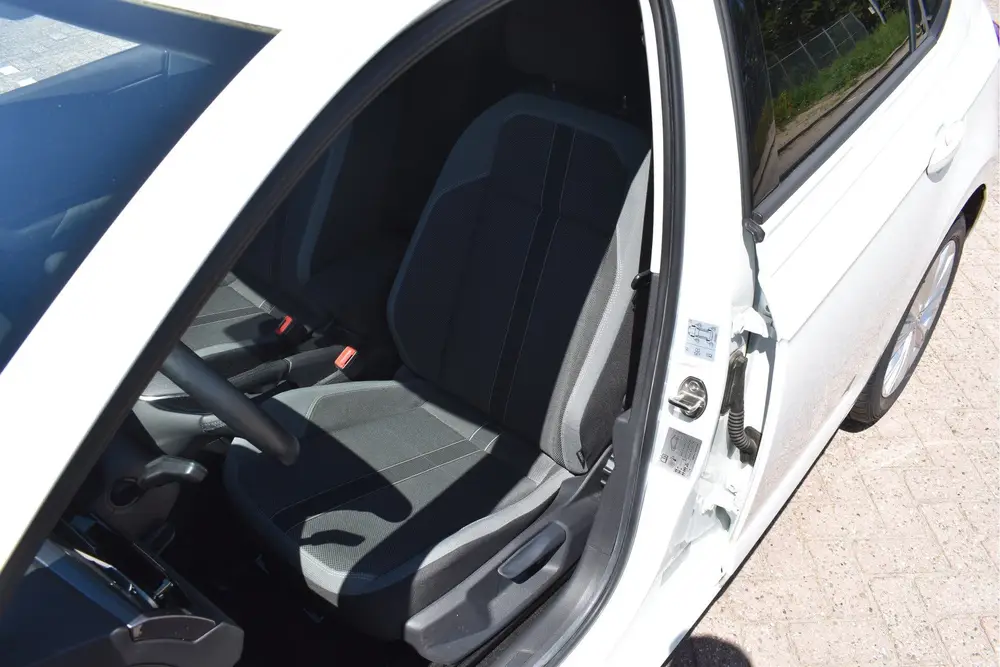 Volkswagen Polo 1.0 TSI Highline Executive 96 pk | NL-Auto | uit 2020, foto 14