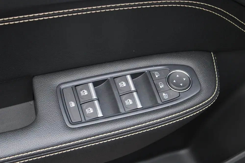 Renault Arkana 1.6 E-Tech full hybrid 145 techno NL Auto uit 2023, foto 11